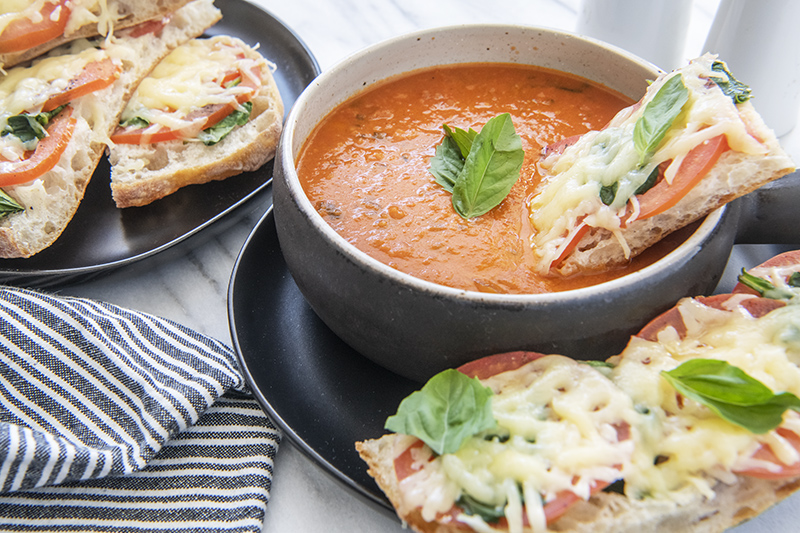 Tomato Soup with Garlic Bread & Side Salad Meal Kit
