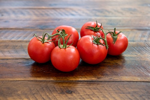Organic On the Vine Tomatoes